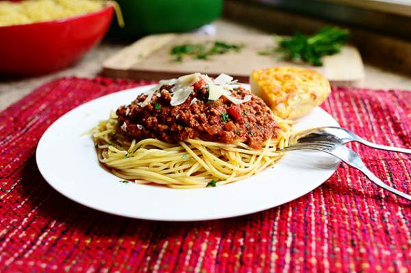 Рецепт Спагетти болоньезе (Итальянский соус мясной)