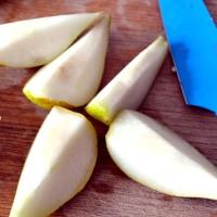 Праздничная закуска с грушами и мясом Праздничная закуска с грушами и мясом
