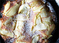 Приготовление Быстрый Пирог Шарлотка с яблоками и корицей блюда