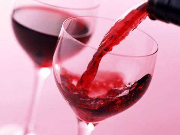 Вино снижает риск смерти от рака и заболеваний сердца