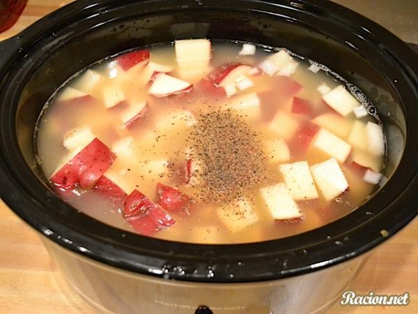 Картофельный суп в медленноварке