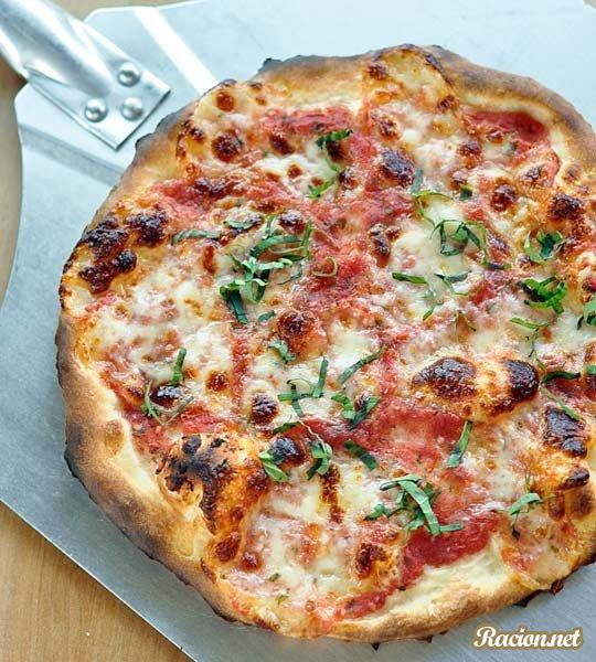 Рецепт Домашняя пицца с сыром. Приготовление 

блюда