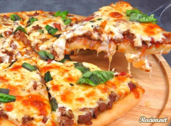 Рецепт Пицца с фаршем помидорами и сыром. Приготовление 

блюда